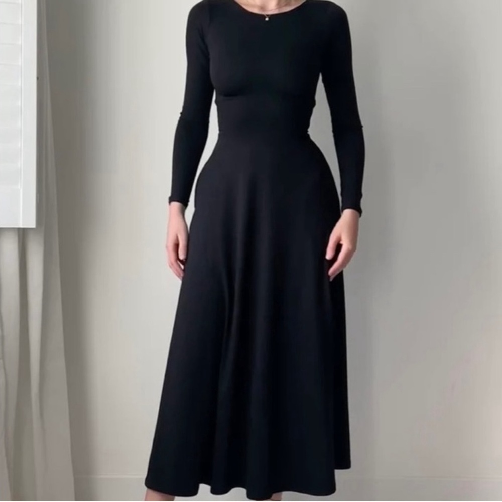 Classic Black Long-Sleeve Maxi Dress